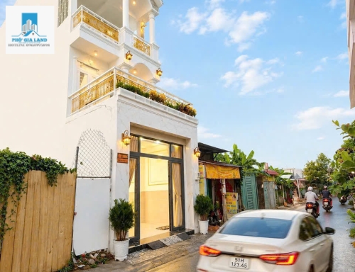 BÁN NHÀ HẺM XE HƠI - HUỲNH TẤN PHÁT , TT NHÀ BÈ .