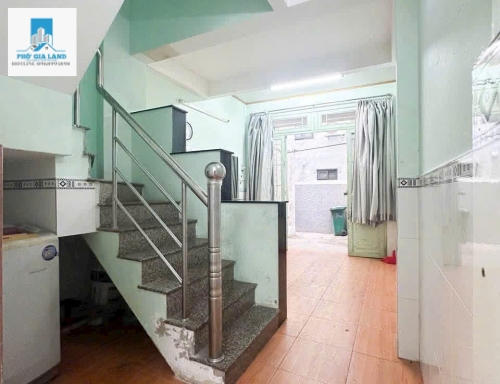 NHÀ 2 TẦNG , SÔ HỒNG RIÊNG - BÙI VĂN BA, QUẬN 7 . 