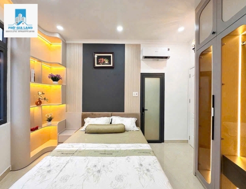 BIỆT THỰ GÓC 2 MẶT TIỀN - KDC PETECHIM - FULL NỘI THẤT . 