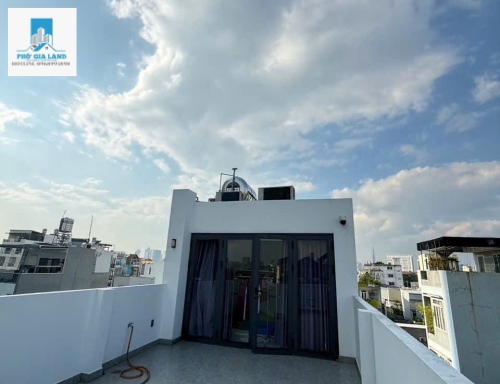 NHÀ 4 TẦNG , SÂN THƯỢNG RỘNG - LÂM VĂN BỀN , QUẬN 7 .