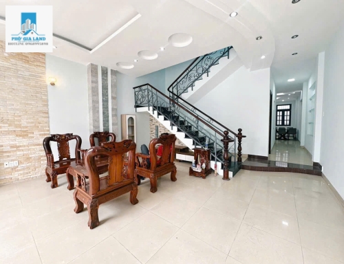 HẠ GIÁ BÁN GẤP - NHÀ PHỐ HUỲNH TẤN PHÁT , QUẬN 7 . 