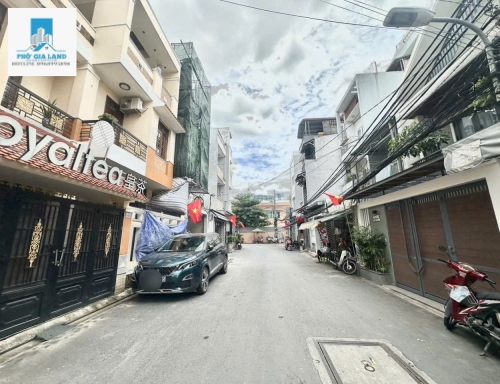 NHÀ 2 TẦNG, FULL NỘI THẤT - LÊ VĂN LƯƠNG - QUẬN 7 . 