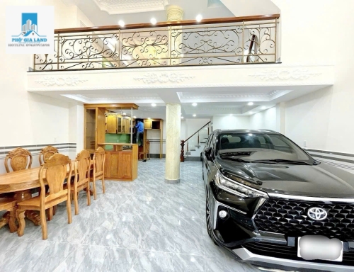 BIỆT THỰ MINI - GARA Ô TÔ TRONG NHÀ - HẺM XE HƠI HUỲNH TẤN PHÁT, NHÀ BÈ . 