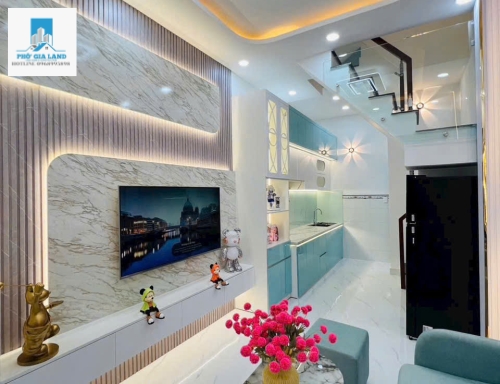NHÀ 3 TẦNG - HẺM 77 CHUYÊN DÙNG CHÍNH , QUẬN 7 .