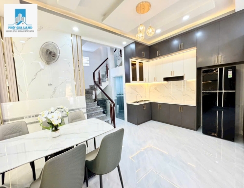 NHÀ MỚI FULL NỘI THẤT - HẺM XE HƠI - HUỲNH TẤN PHÁT , NHÀ BÈ . 
