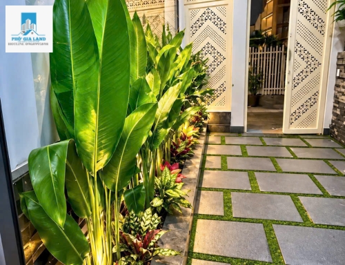 NHÀ VƯỜN GÓC 2 MẶT THOÁNG – ĐẸP NHƯ RESORT MINI - NHÀ BÈ .