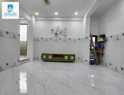 QUẬN 7 : NHÀ MỚI VỪA Ở VỪA CÓ THU NHẬP PHÒNG TRỌ – 8 PHÒNG . 