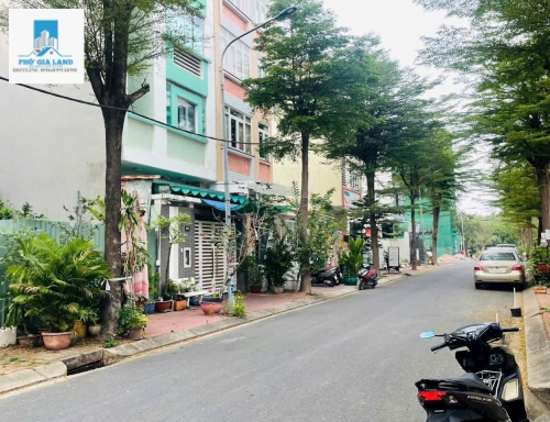 BÁN NHÀ MẶT TIỀN ĐƯỜNG SỐ - KDC KIM SƠN , TÂN PHONG , QUẬN 7 .