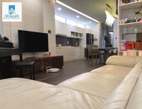 BÁN NHÀ MẶT TIỀN ĐƯỜNG SỐ TÂN QUY ĐÔNG - QUẬN 7 . 