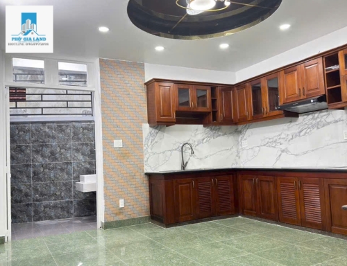 NHÀ MẶT TIỀN HUỲNH TẤN PHÁT – CHỦ SỬA MỚI ĐẸP .