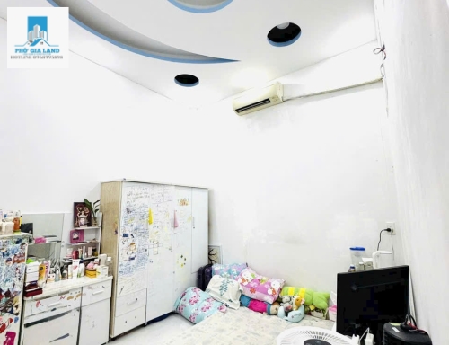 NHÀ 2 TẦNG – TRẦN XUÂN SOẠN, Q7 – NỞ HẬU – SỔ RIÊNG .