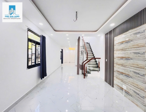 NHÀ MẶT TIỀN KINH DOANH ĐƯỜNG 20M HUỲNH TẤN PHÁT - NHÀ BÈ . 