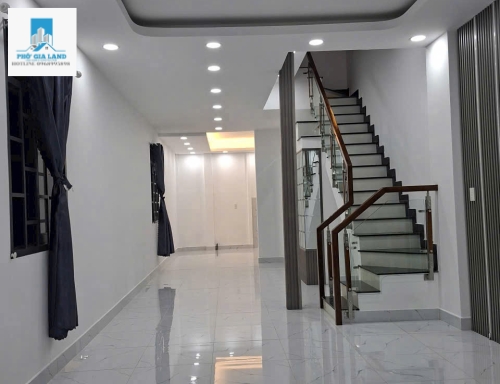 NHÀ MẶT TIỀN KINH DOANH ĐƯỜNG 20M HUỲNH TẤN PHÁT - NHÀ BÈ . 