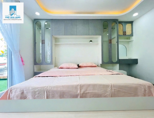NHÀ ĐẸP QUẬN 7 - CÁCH MẶT TIỀN HUỲNH TẤN PHÁT CHỈ 10M .