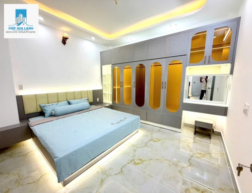 NHÀ 3 TẦNG - SỔ HỒNG - HẺM 2056 HUỲNH TẤN PHÁT , NHÀ BÈ . 