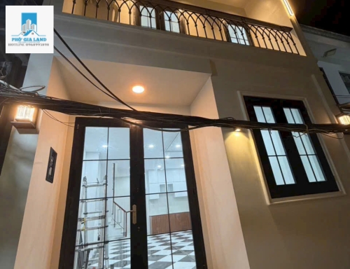 NHÀ 2 TẦNG, 3 PHÒNG NGỦ - NGUYỄN VĂN QUỲ, PHÚ THUẬN, QUẬN 7 . 
