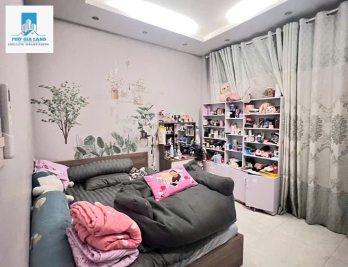 NHÀ 4 TẦNG - MẶT TIỀN LÝ PHỤC MAN  - QUẬN 7 . 