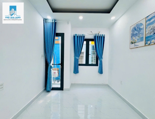 BÁN NHÀ MỚI ĐẸP HUỲNH TẤN PHÁT - QUẬN 7. 