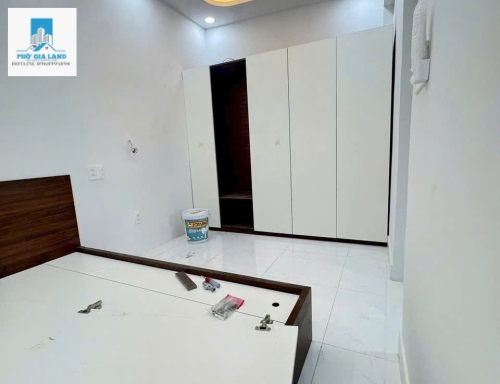 NHÀ 2 TẦNG , FULL NỘI THẤT - HUỲNH TẤN PHÁT , QUẬN 7 . 