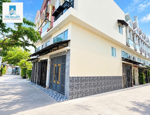 NHÀ GÓC 2 MẶT TIỀN - SỔ HỒNG ĐSH - HUỲNH TẤN PHÁT , NHÀ BÈ . 