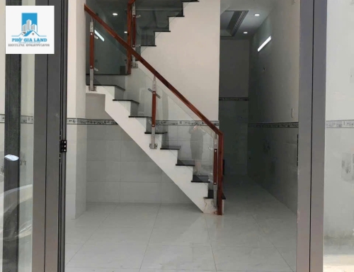BÁN GẤP NHÀ HẺM MỚI ĐẸP - NGUYỄN BÌNH , NHÀ BÈ . 