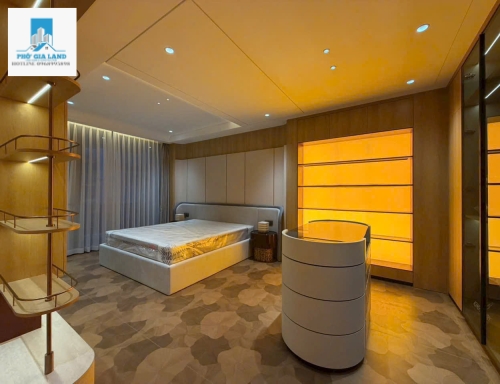 NHÀ MỚI , VỊ TRÍ ĐẸP KHU LÝ PHỤC MAN - QUẬN 7 . 