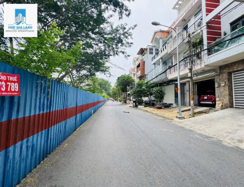 ĐẤT MẶT TIỀN KDC PHÚ MỸ CHỢ LỚN - QUẬN 7 . 