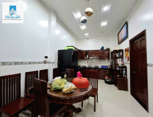 NHÀ ĐẸP HUỲNH TẤN PHÁT - P. PHÚ THUẬN , QUẬN 7 . 
