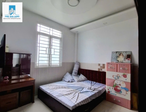 NHÀ ĐẸP HUỲNH TẤN PHÁT - P. PHÚ THUẬN , QUẬN 7 . 