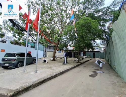 NHÀ ĐẸP HUỲNH TẤN PHÁT - P. PHÚ THUẬN , QUẬN 7 . 