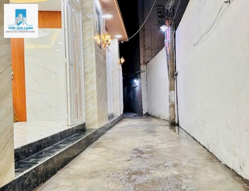 BÁN NHÀ HẺM 4 TẦNG TRẦN XUÂN SOẠN , P. TÂN HƯNG , QUẬN 7.