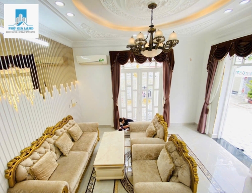 BIỆT THỰ PHỐ GÓC 2 MẶT TIỀN - TT NHÀ BÈ . 