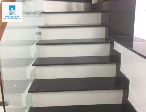 BÁN NHÀ HẺM XE HƠI - HUỲNH TẤN PHÁT - GẦN KCX TÂN THUẬN - QUẬN 7.