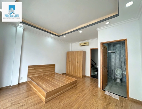 BÁN NHÀ ĐƯỜNG NHỰA HXH 6M - LÊ THỊ CHỢ, P.PHÚ THUẬN, QUẬN 7 .