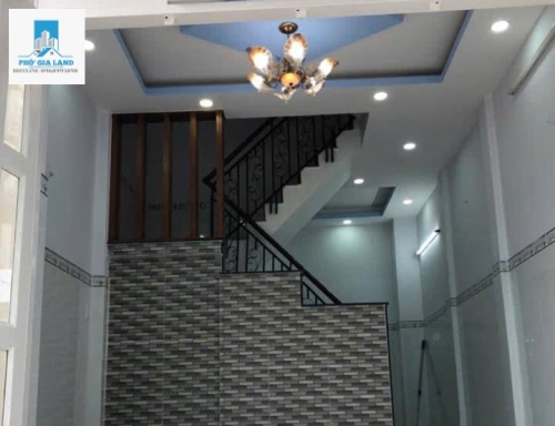 BÁN NHÀ HẺM XE HƠI BÙI VĂN BA, P. TÂN THUẬN ĐÔNG, QUẬN 7.