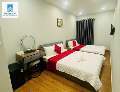 BÁN KHÁCH SẠN ĐẸP NGUYỄN LƯƠNG BẰNG , P. PHÚ MỸ , QUẬN 7 .