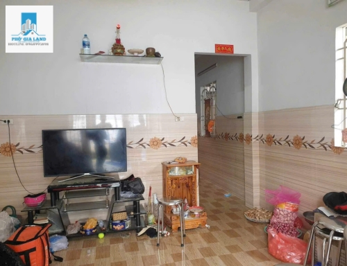 BÁN NHÀ ĐƯỜNG HOÀNG TRỌNG MẬU, P.TÂN HƯNG , QUẬN 7.