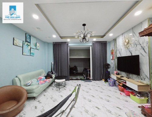 QUẬN 7 - NHÀ ĐẸP KTS THIẾT KẾ - SAU LƯNG BỘ CÔNG AN, GẦN CẦU PHÚ MỸ - 51M2 (5x10.5) - 3 TẦNG - SỔ VUÔNG, 5 T.Ỷ 7. 