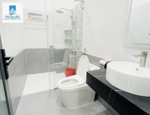 BÁN NHÀ HUỲNH TẤN PHÁT PHÚ THUẬN Q7 HẼM XE GẦN MẶT TIỀN PHÚ 