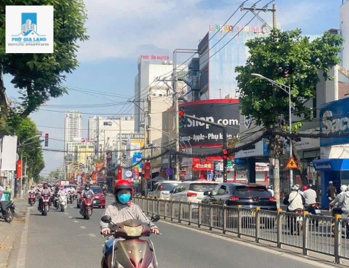 BÁN VÀ CHO THUÊ TÒA NHÀ 273 NGUYỄN THỊ THẬP, P. TÂN PHÚ, QUẬN 7.