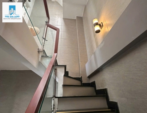 BÁN  NHÀ 3 TẦNG HẺM XE HƠI ĐƯỜNG SỐ 10, P.TÂN QUY, QUẬN 7 .
