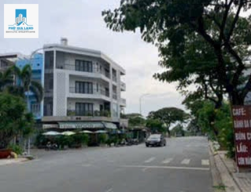 BÁN ĐẤT BIỆT THỰ KHU CÔNG ÍCH Q4 ĐƯỜNG PHẠM HỮU LẦU , QUẬN 7 .