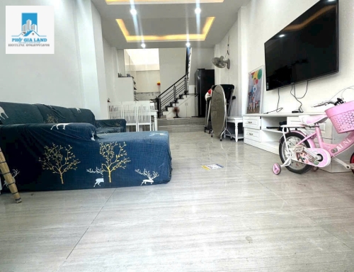 BÁN NHÀ 3 TẦNG - HẺM 1027 HUỲNH TẤN PHÁT - QUẬN 7.