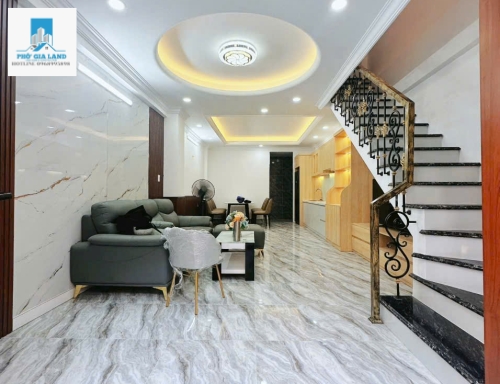 NHÀ MỚI ĐÓN TẾT -KDC TÂN QUY - QUẬN 7.
