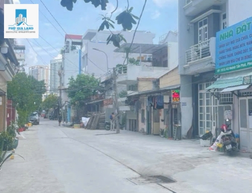 BÁN ĐẤT GÓC 2 MT ĐƯỜNG HUỲNH TÂN PHÁT, P.PHÚ THUẬN, QUẬN 7 .