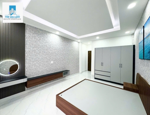 NHÀ MỚI ĐẸP 3 TẦNG - HUỲNH TẤN PHÁT - P. TÂN PHÚ - LIỀN KỀ PMH - QUẬN 7 .