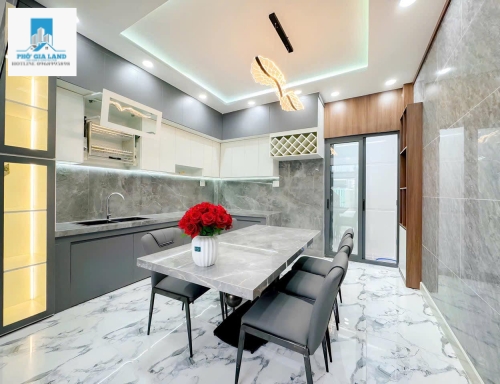 Q7 : Bán Nhà Mới Đẹp Đường Huỳnh Tấn Phát, P.Phú Thuận, Quận 7 - 4m x 15m - Full Nội Thất.