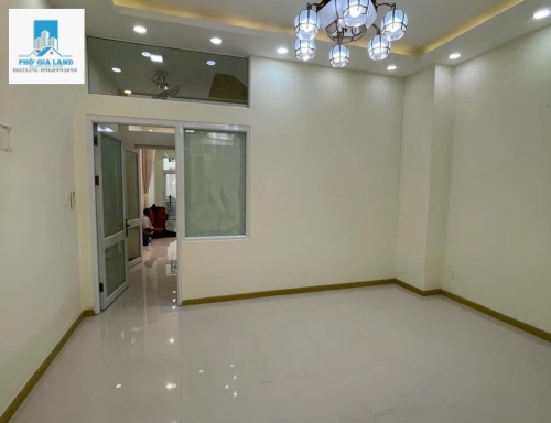 NHÀ PHỐ 4 TẦNG - NAM LONG - QUẬN 7 . NGANG 5  20 - LIỀN KỀ PHÚ MỸ HƯNG .