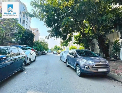 ĐẤT DT ĐẸP NGANG 5 ❌17 - KDC HOÀN CẦU ( ECO GREEN ) - GẦN CẦU TT2 -Q7 .
