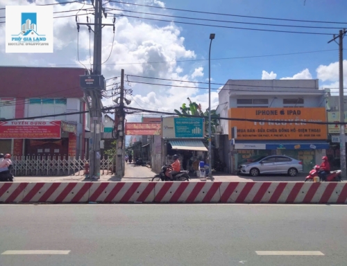 MẶT TIỀN KINH DOANH HUỲNH TẤN PHÁT , P. PHÚ MỸ , QUẬN 7 .